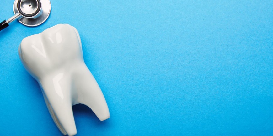 Перші зубки у дитини